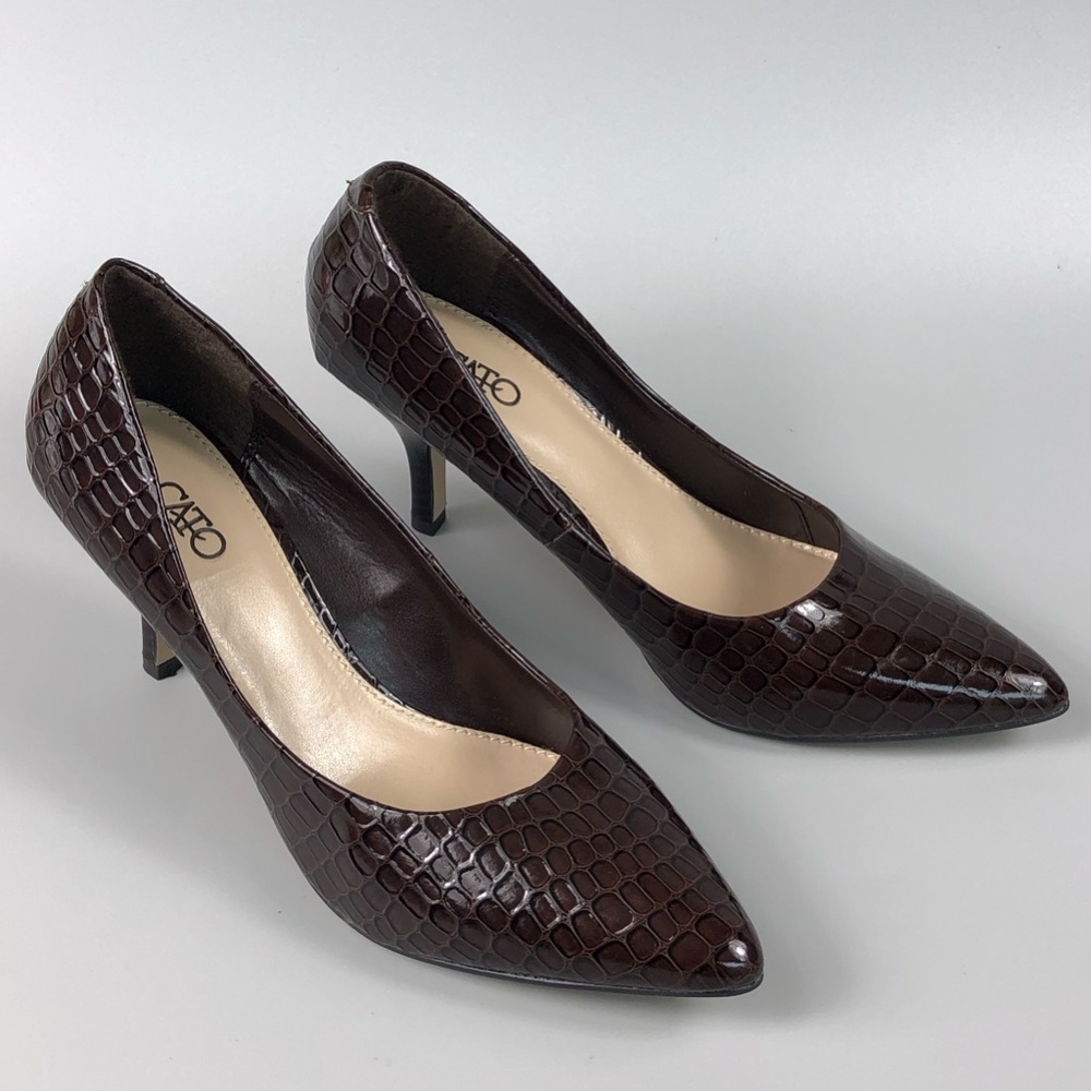 Cato Women’s Croc Print Brown Kitten Heels Size 6M